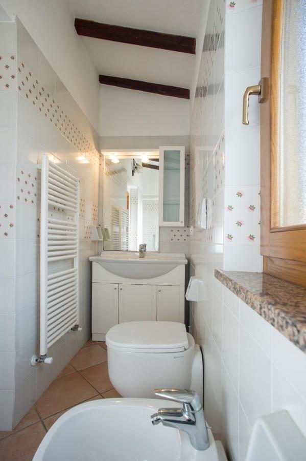 Appartamento In Via Del Mare A Procchio 프로키오 외부 사진