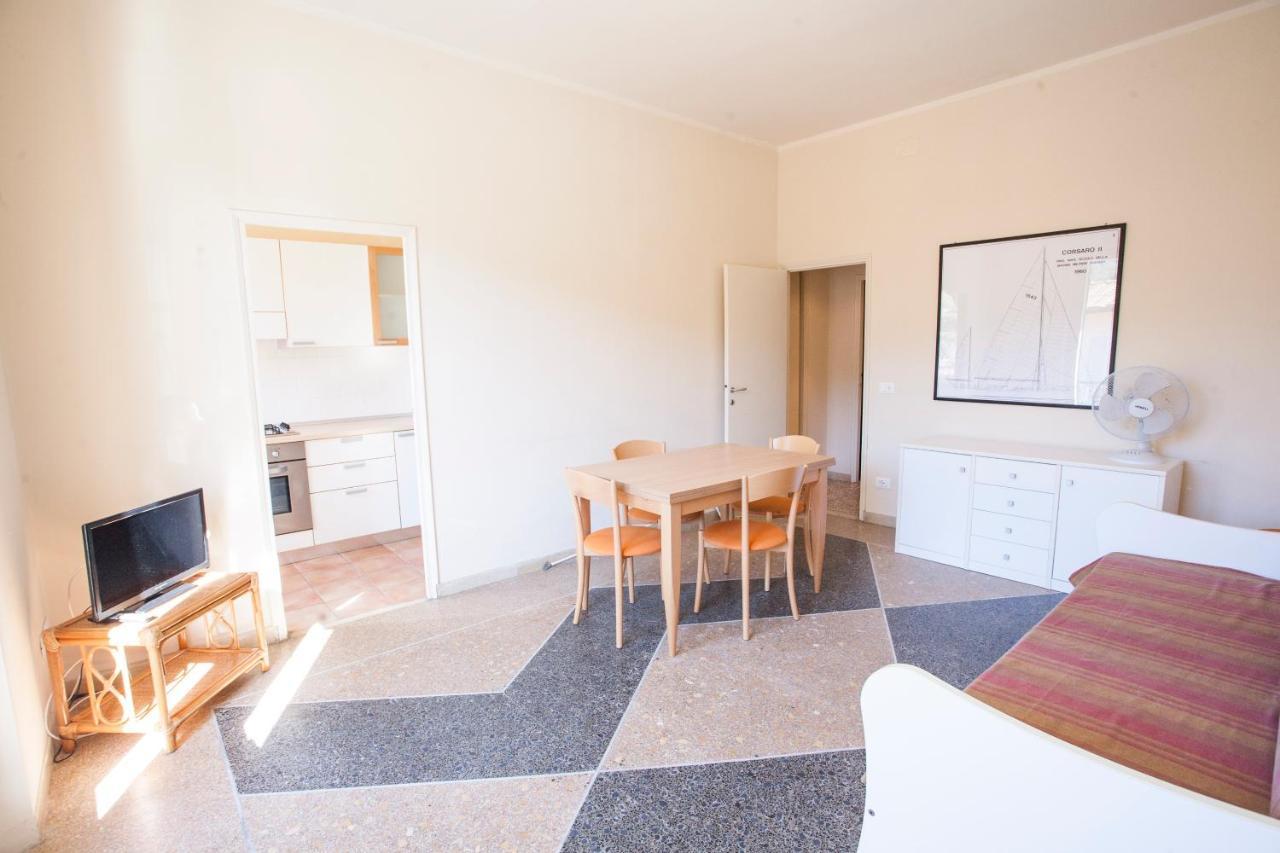 Appartamento In Via Del Mare A Procchio 프로키오 외부 사진